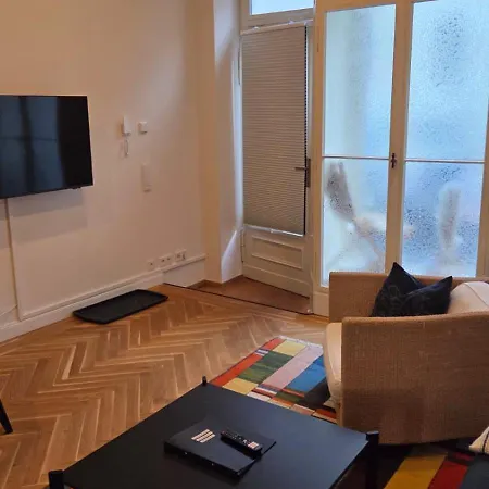 Apartment Eg-apartment Mit Terrasse In Görlitzer Innenstadtlage!